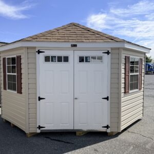 10' x 10' Corner Nook, Vinyl Siding - IN STOCK!