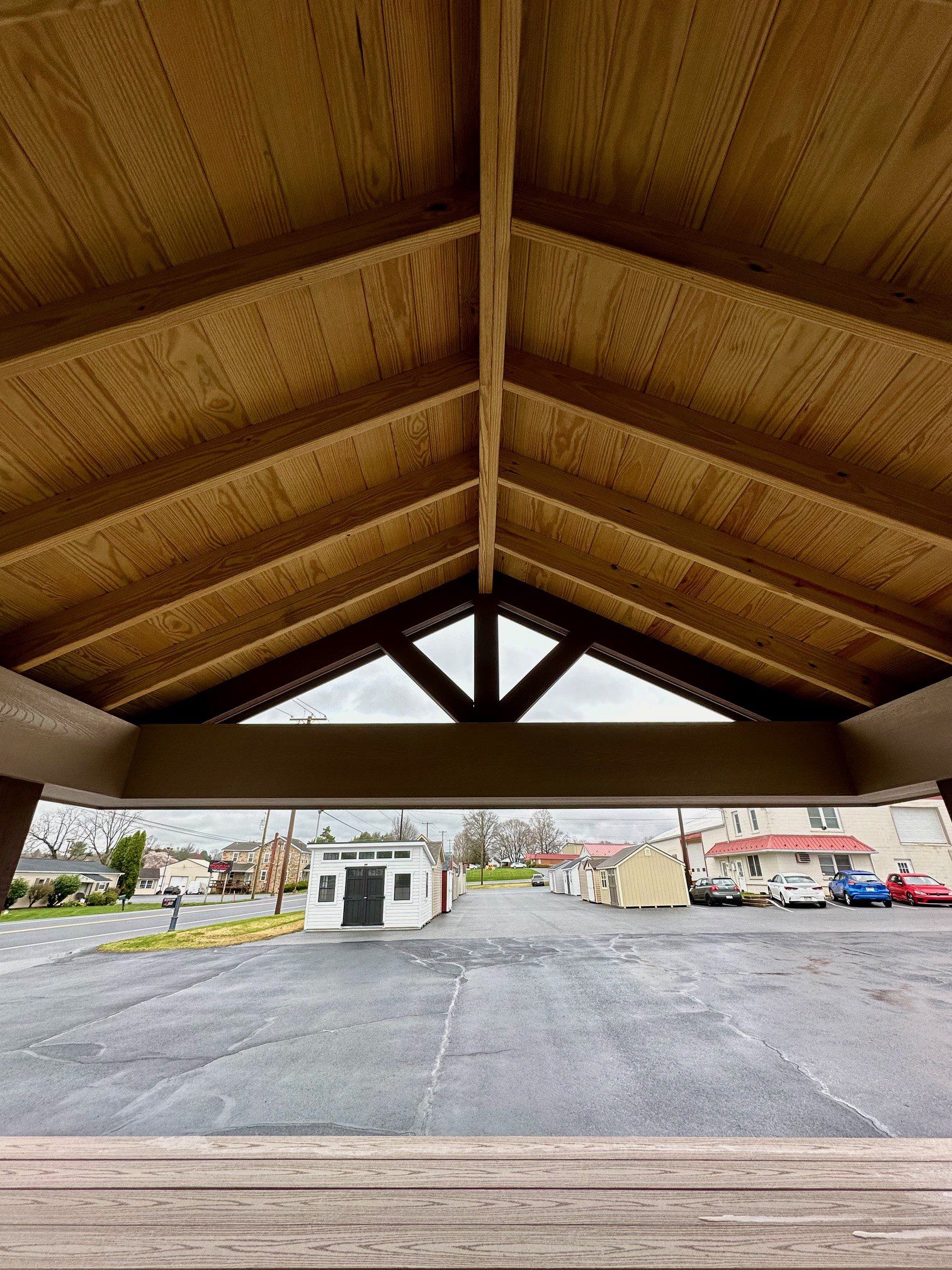 12' x 16' Pool House Bar - Image 3